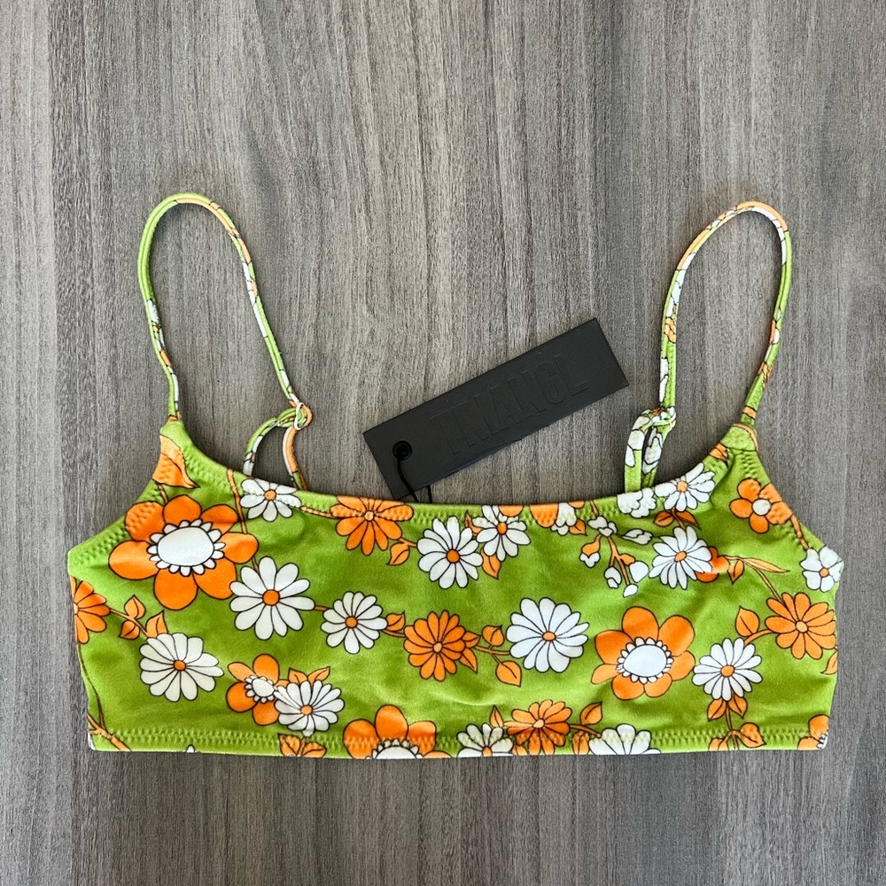 Triangl maci green floral velvet top